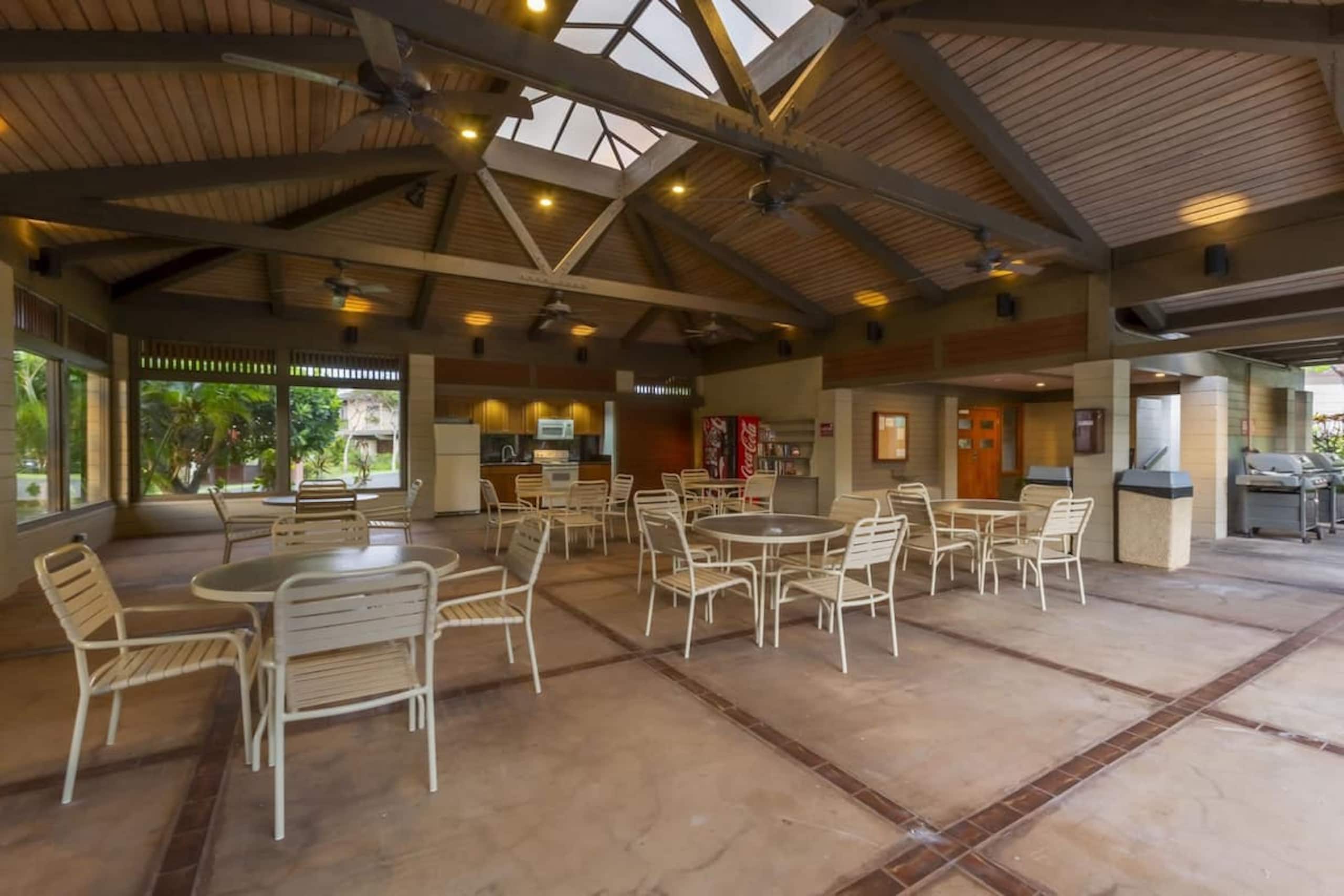 Townhouse in Kapalua · ★4.96 · 1 bedroom · 1 bed · 2 baths - Image 47