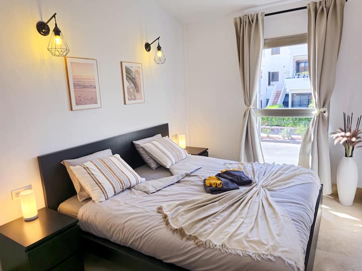 غرفة النوم 2