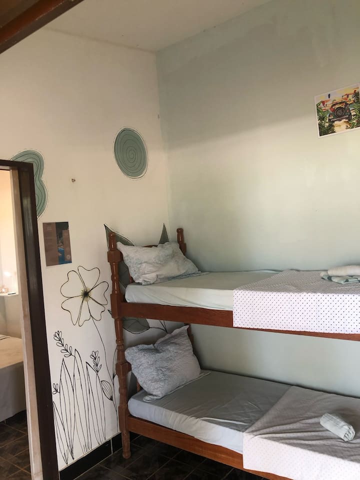 غرفة النوم 2