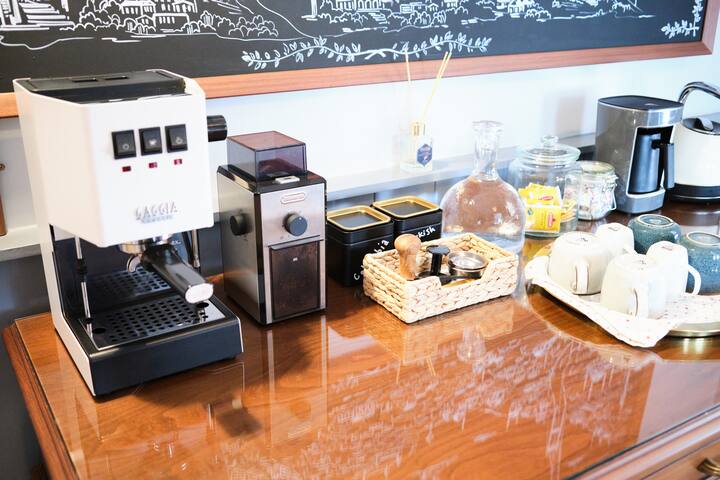 Historical Mansion at Bosphorus gallery image 2