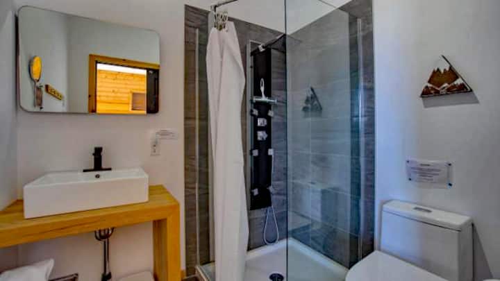 Cuarto de baño privado habitación 2