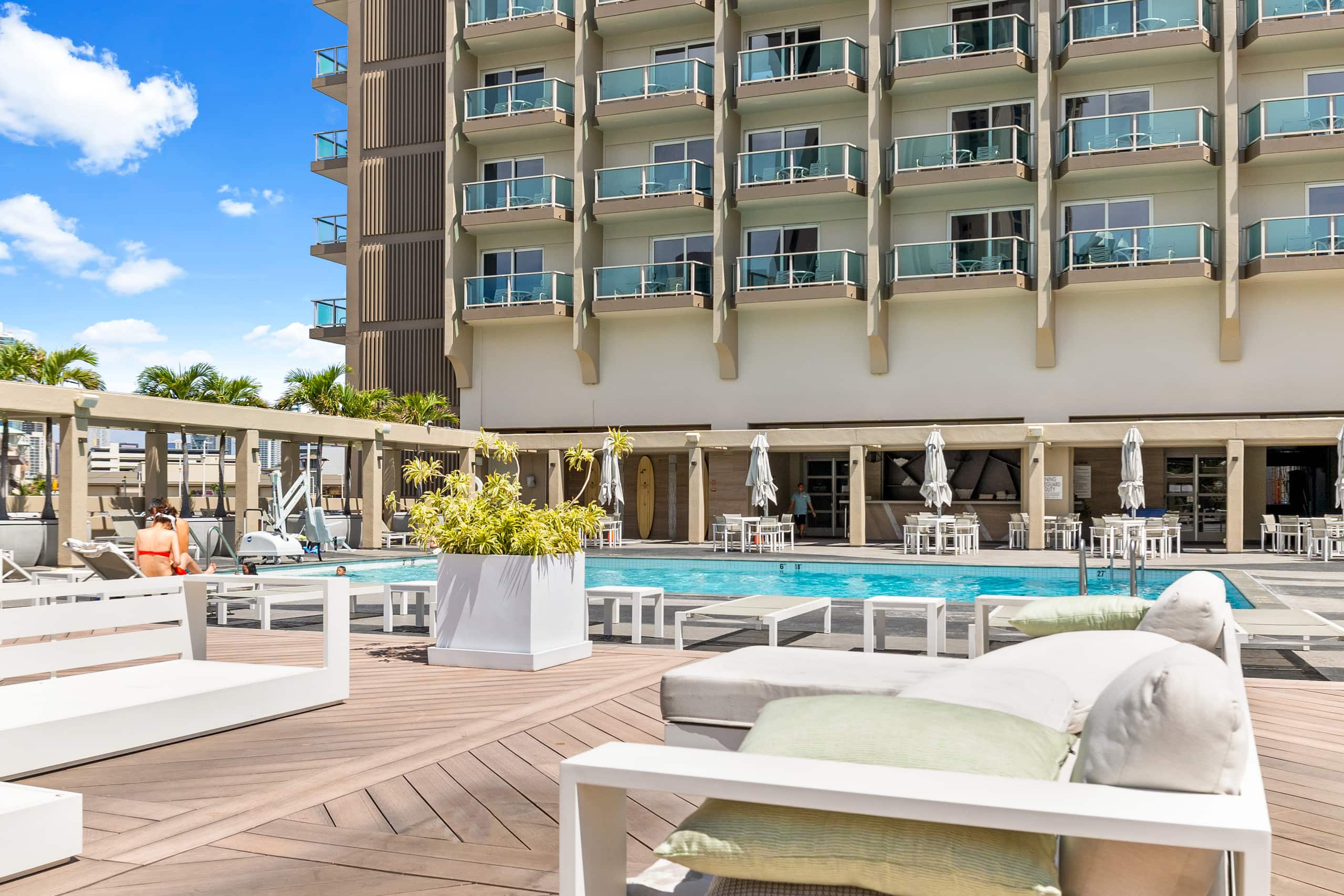 Hotel in Honolulu · ★4.86 · Studio · 1 bed · 1 private bath - Image 21