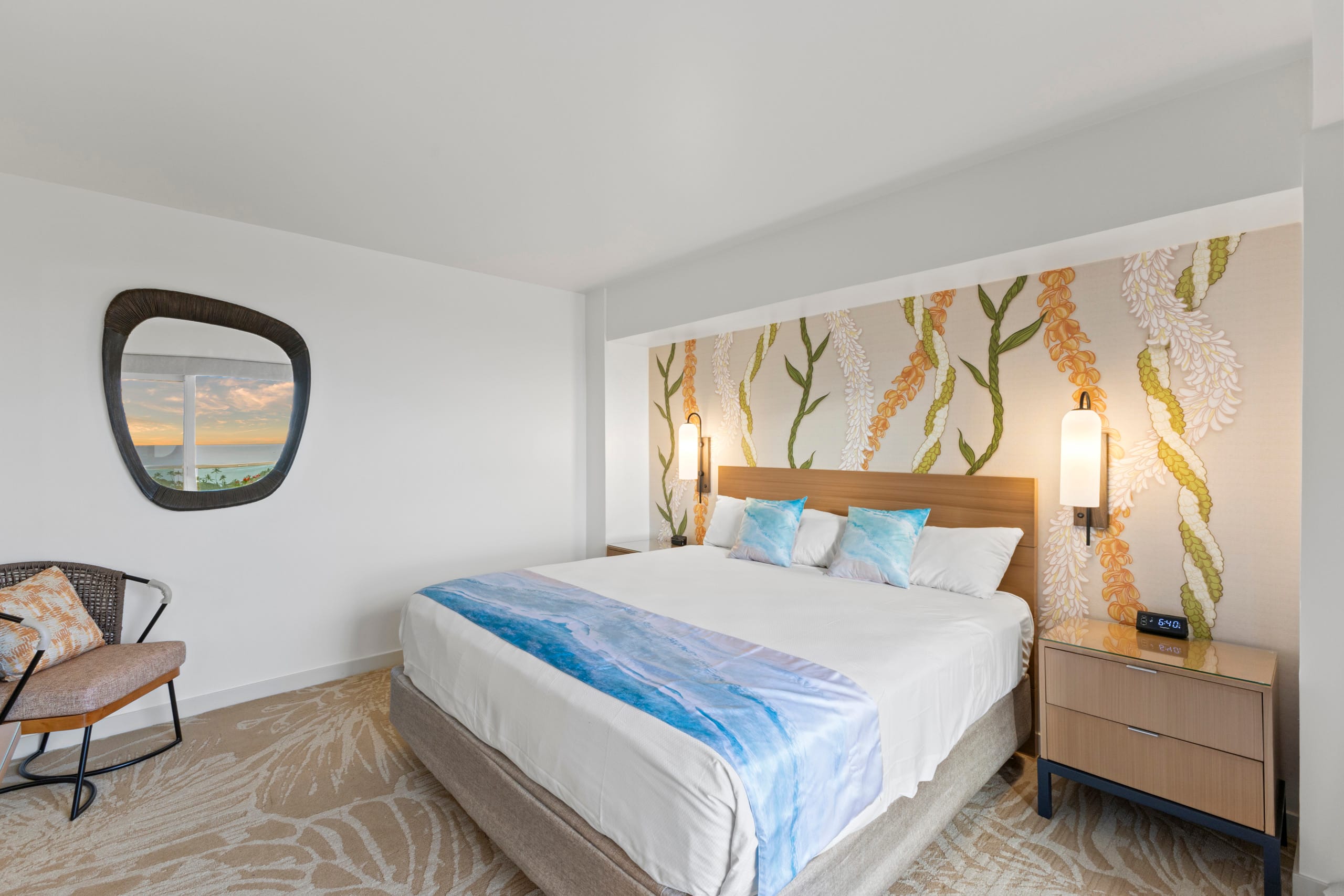 Hotel in Honolulu · ★4.86 · Studio · 1 bed · 1 private bath - Image 4