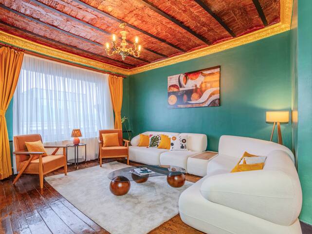 Perfect Apartment on Istiklal Street, Elevator,AC gallery image 3