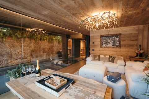 Luxury Chalet 10 seats | Private SPA & Alpine View!