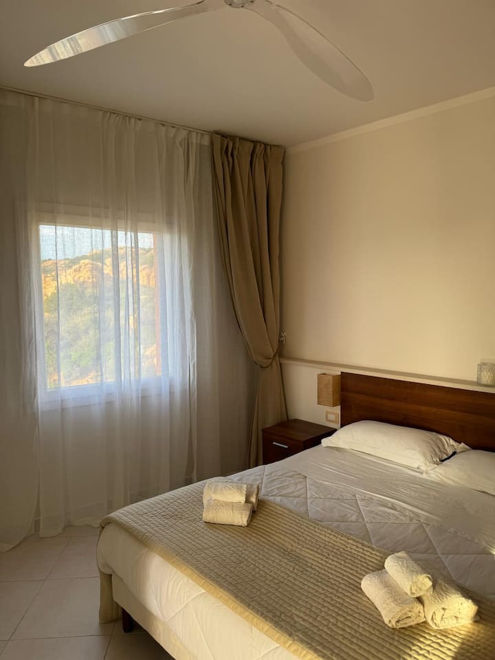 ห้องนอนพร้อมวิวทะเล