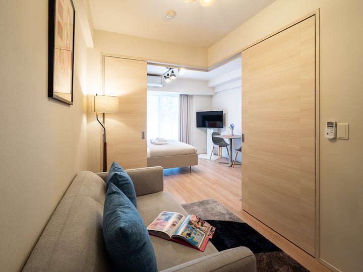 Shibuya Executive Apt 39m² | Kitchen & Washer - Shibuya