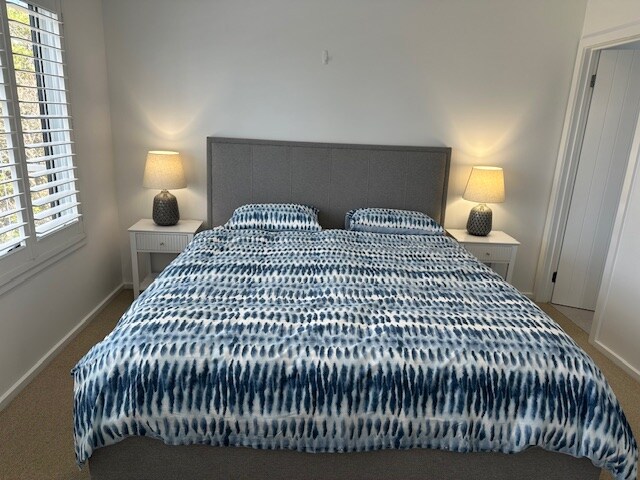 חדר שינה ראשי מרווח