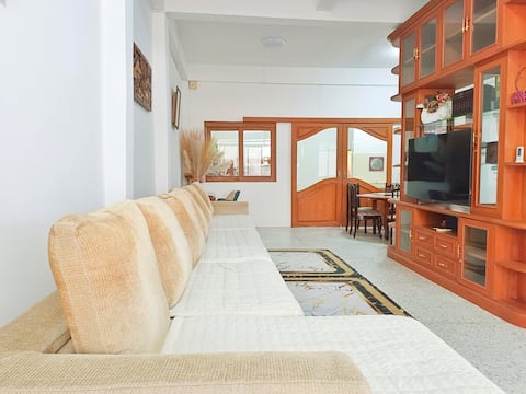 BTS Onnut | 5BR, 4BA - Sleeps 16