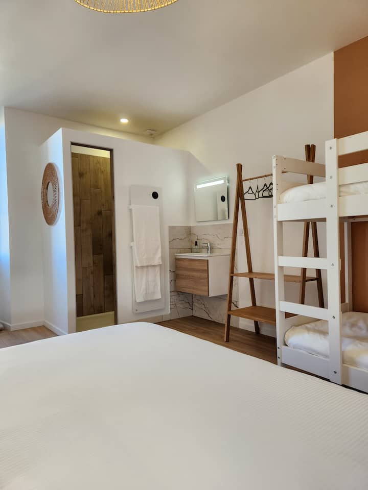 Salle de bain de la chambre n°2