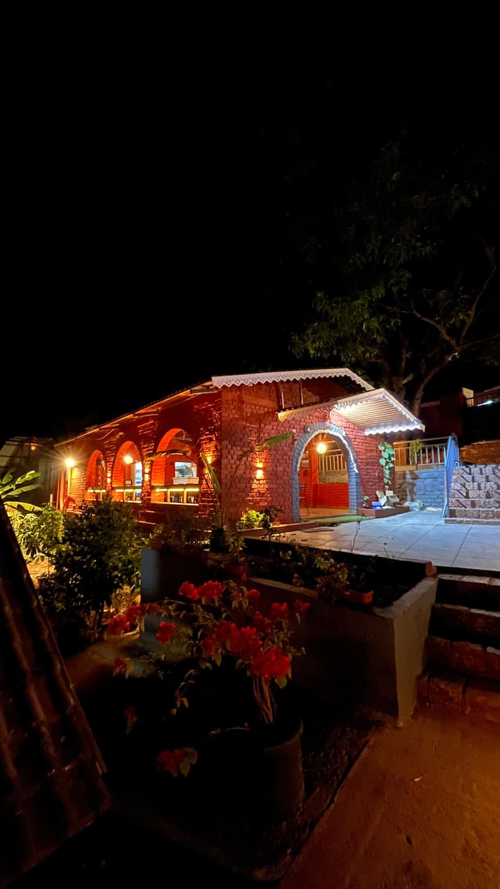Sukharanya By The Lake | Indoor Jacuzzi Room - Lavasa