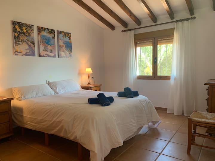 Dans Suite Bedroom 2