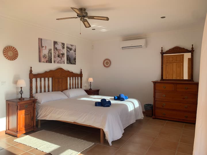 En suite Bedroom 1