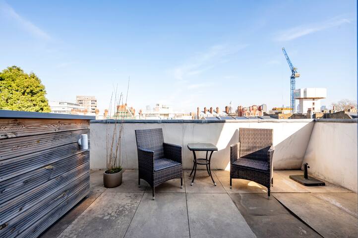 Best Penthouse in Bloomsbury gallery image 2