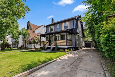 Stylish 3BR in Cleveland Hts | Close to Clinic, UH