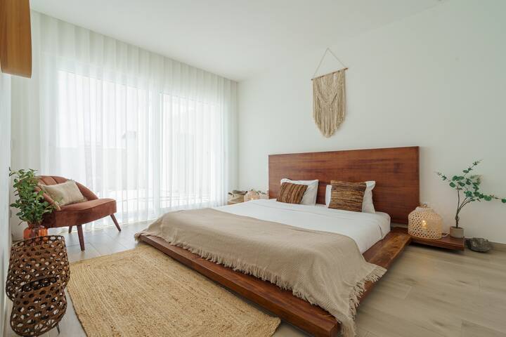 Beach Villa with ocean view gallery image 3