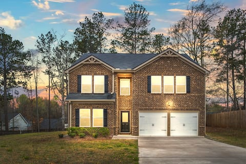 Speedway Haven: Atlanta Retreat