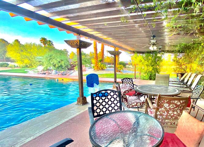 Massive Pool Home w/ Tennis, Basketball, & Arcade gallery image 4