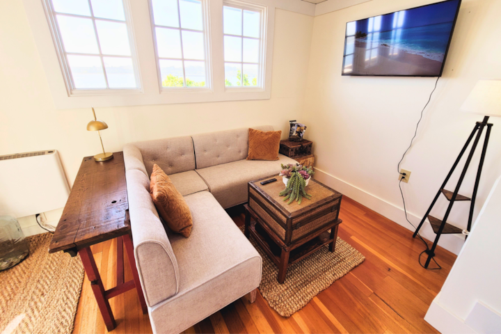 Romantic Waterfront /Hot Tub/fire Pit/pet Friendly - Bodega Bay, CA