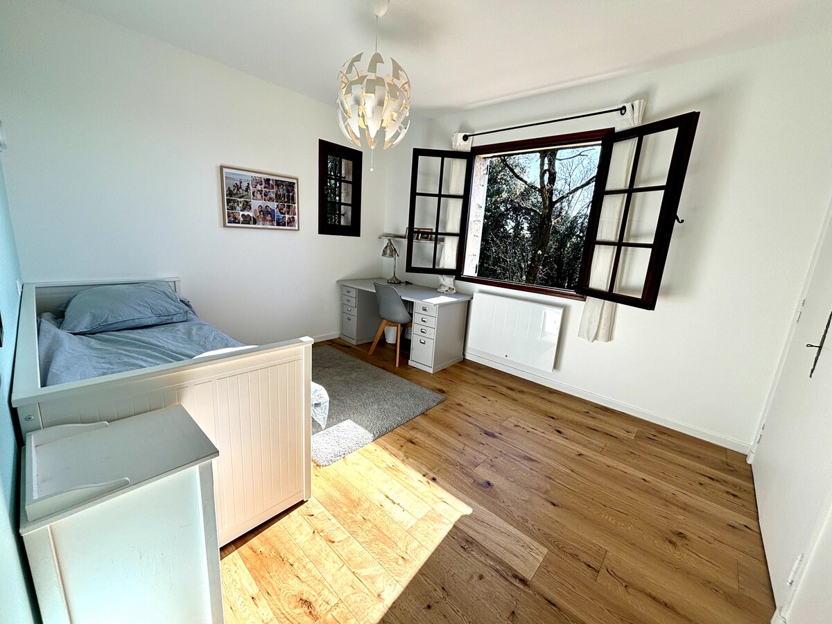 غرفة النوم 2