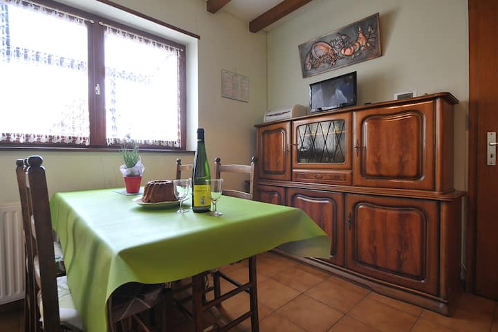 Уживајте во светла трпезарија и телевизор за вашето слободно време. Верна на алзашката традиција на гостопримство, пијалак, а понекогаш и кугелопф или чаша локално вино се нудат по пристигнувањето.