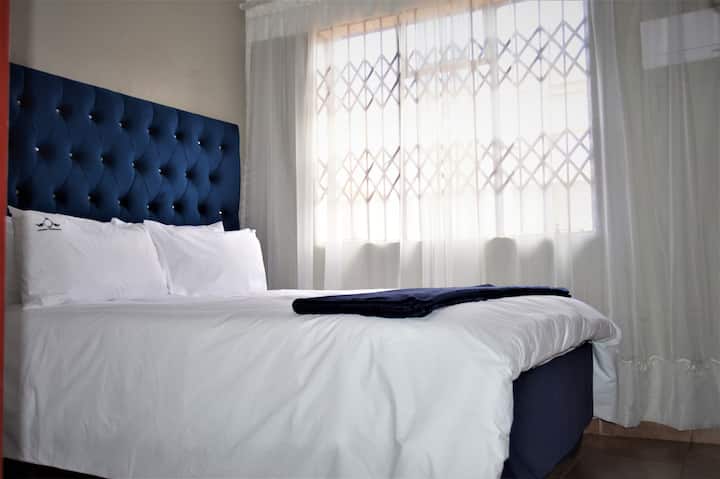 The Crown Overnight - Lebowakgomo