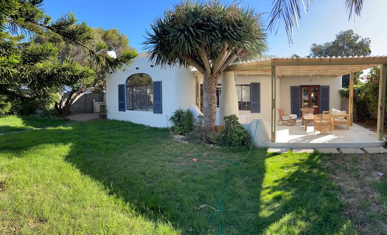 Casa Luna – Charming Family Villa Near Beaches gallery image 2