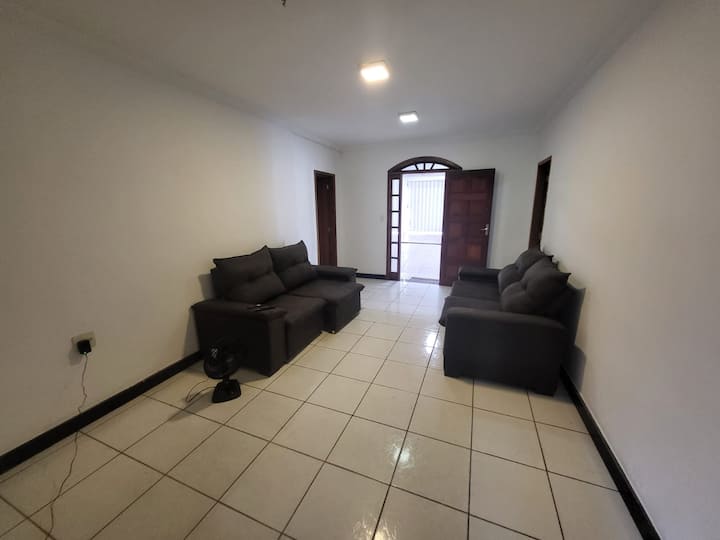 Casa Na Região Da Pampulha. - Belo Horizonte