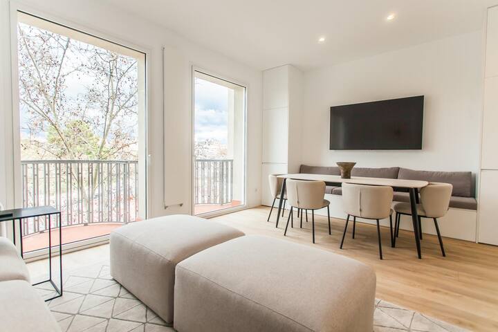 ¡Fancy NUEVO apto en el corazón de MAD! gallery image 4