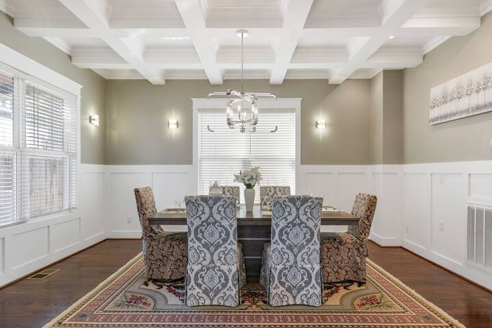 4 bdrm+3offices Rooftop Deck/Gulch/Grill gallery image 5