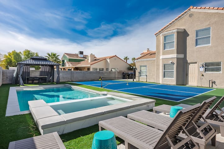 A Taste of Serenity: Pool, Pickleball & Game Room!