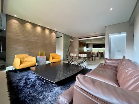 Lux+comfort at Campo Alegre|Design & connectivity
