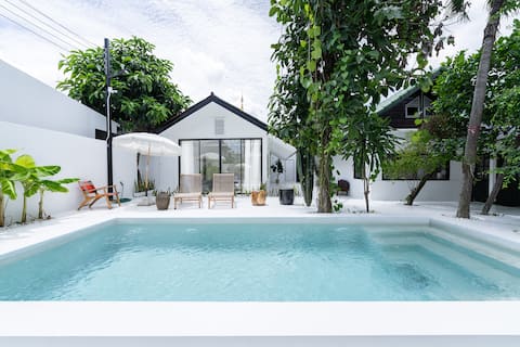 Stunning Pool Villa Old Town CM I Daily Maid