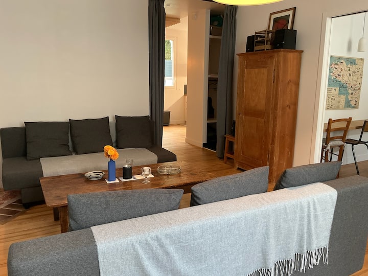 Appartement Et Terrasse Au Calme, Centre Audierne - Audierne