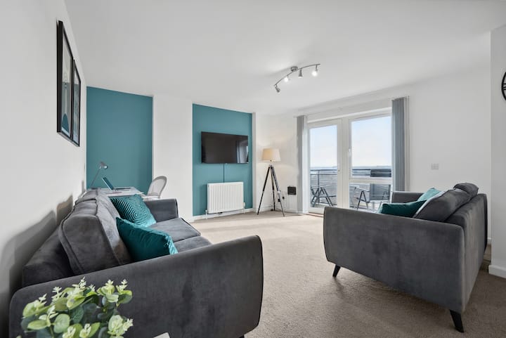 Cotels@the Pinnacle - 2 Bed | Parking | Wifi - 노샘프턴