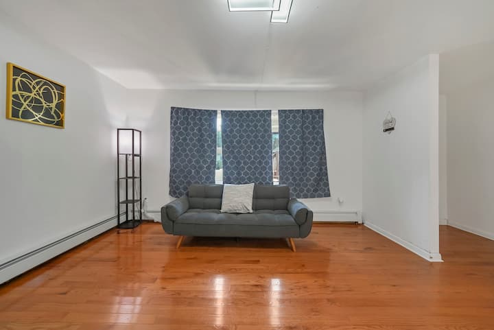 2 ห้องนั่งเล่น