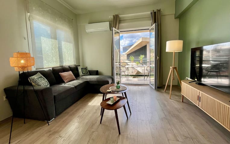 2 Min Walk to the Acropolis, Amazing View