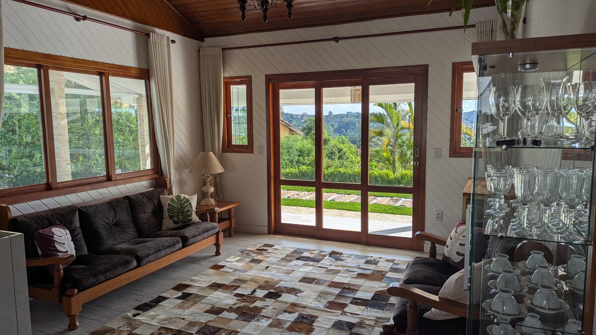 Airbnb em destaque: Porta do Sol Getaway in Mairinque - Beach Tennis em Mairinque