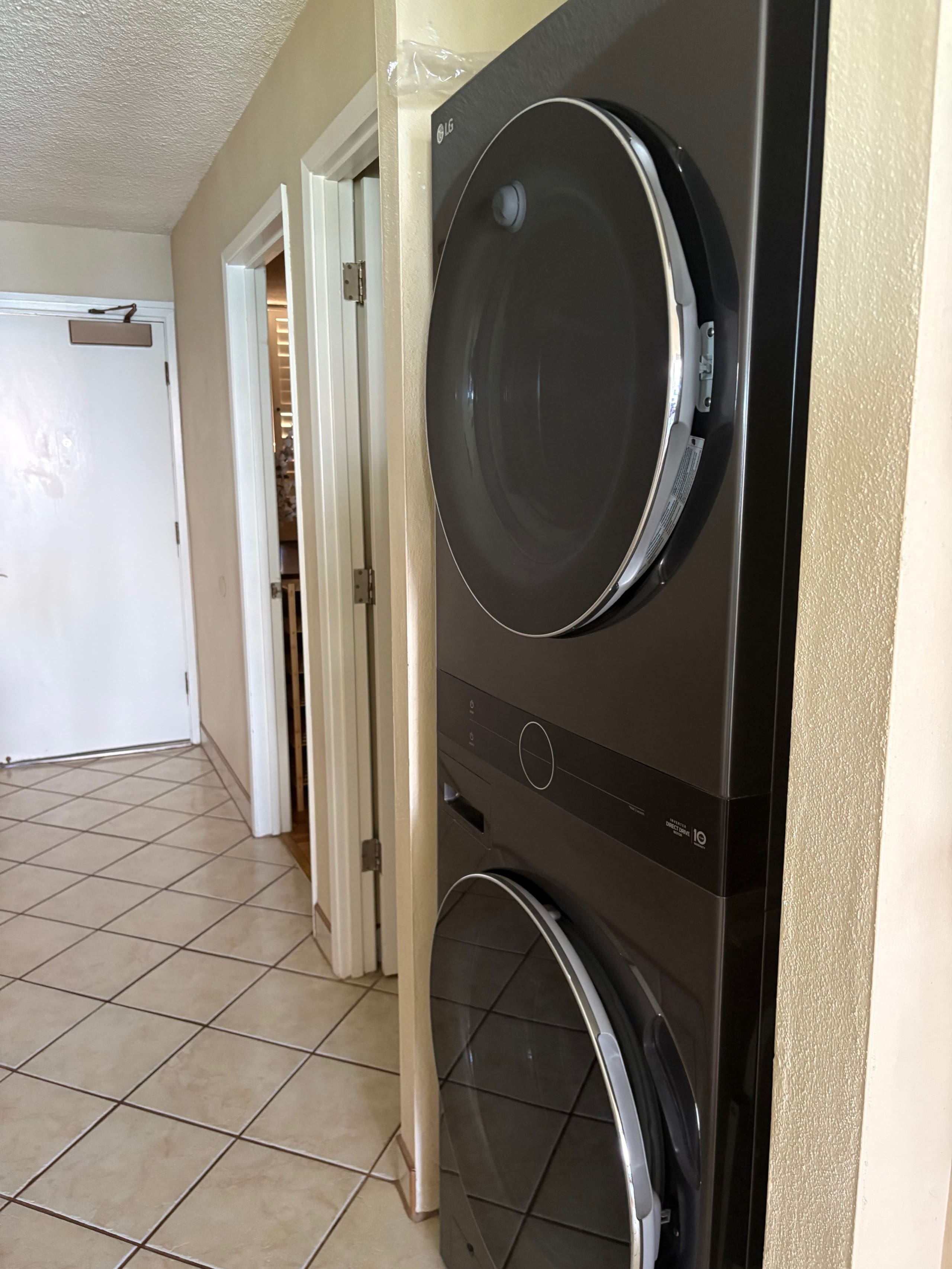 Condo in Wailuku · ★4.91 · 1 bedroom · 1 bed · 1 bath - Image 26