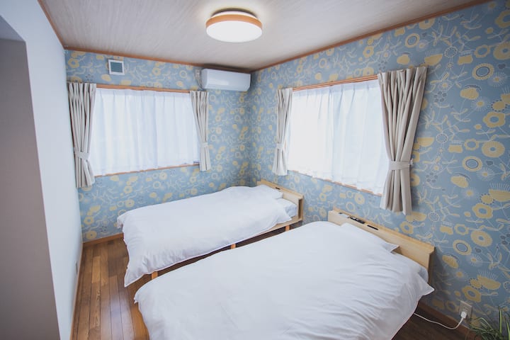 غرفة النوم 1