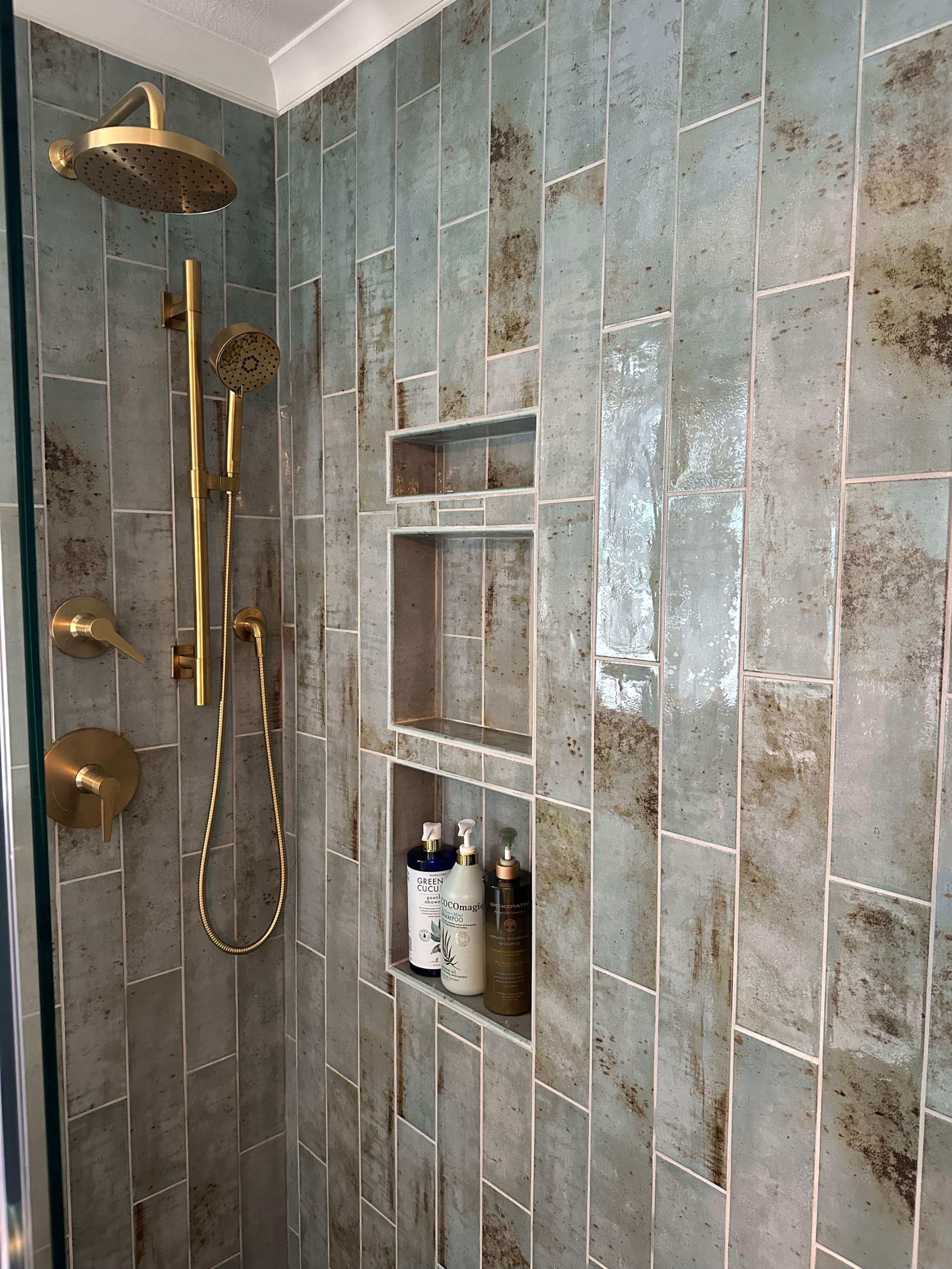 Home in South San Francisco · ★4.94 · 4 bedrooms · 4 beds · 3 private baths - Image 19
