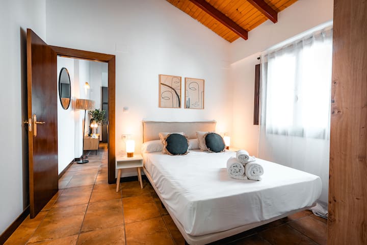 Creaciona In S.L.U managed Airbnb listing 3