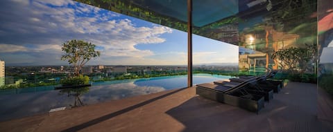 Apartment near Night bazaar (A1)