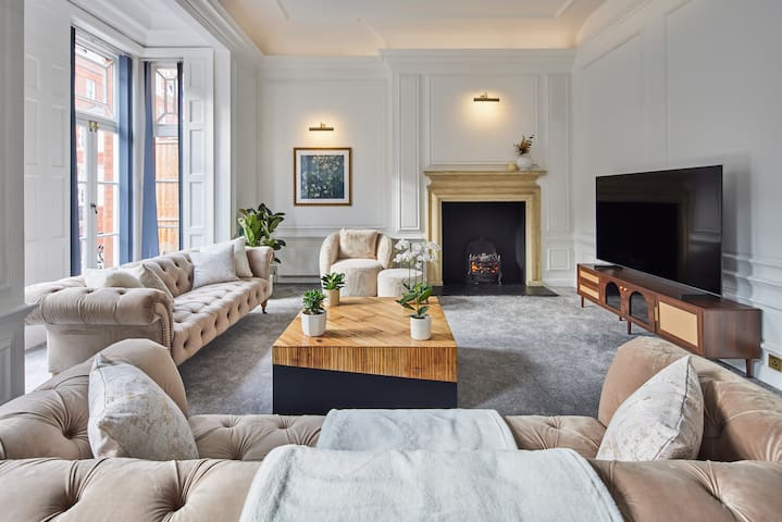 Grand Mayfair Duplex | Classically British