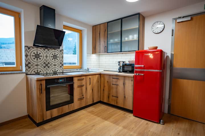 Pr ŠTepiherju - Apartma Planika - Luče