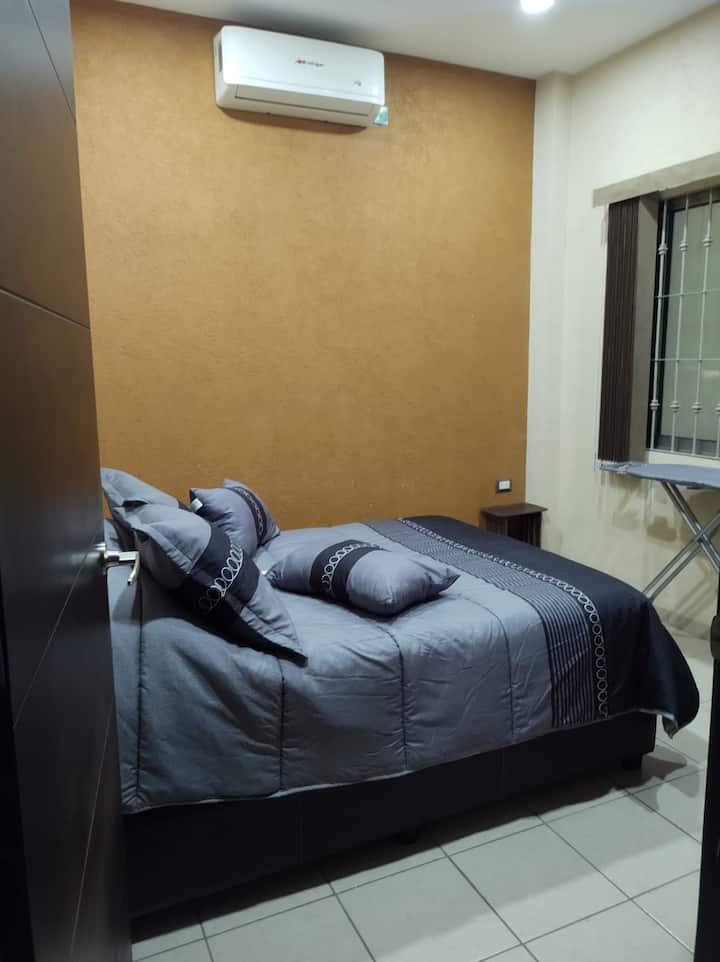 غرفة النوم 1