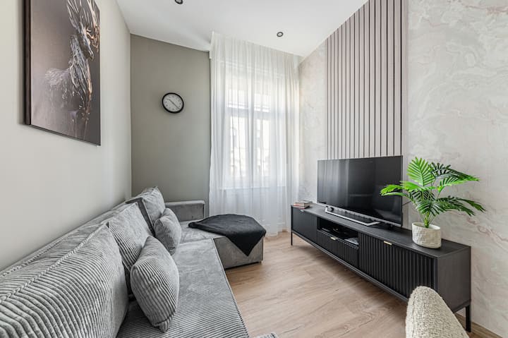 Casa Del Sueño – 2br Luxury Stay | Ac Near Nyugati - Budapest