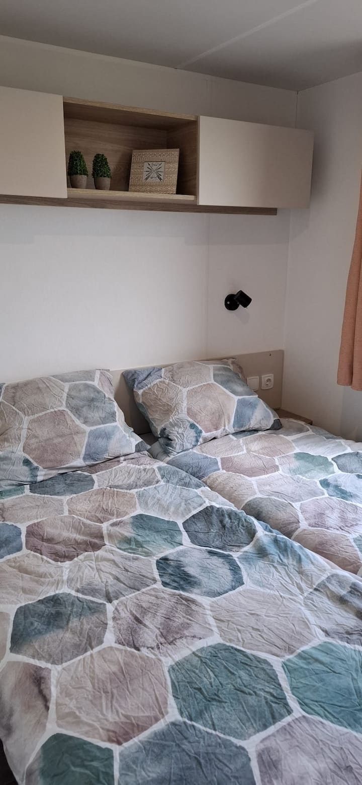 Spavaća soba 1