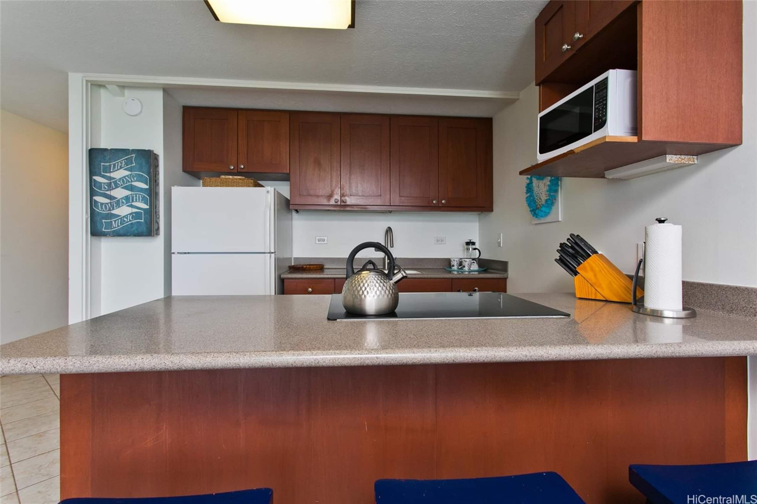 Condo in Hauula · ★4.7 · 1 bedroom · 2 beds · 1 private bath - Image 7