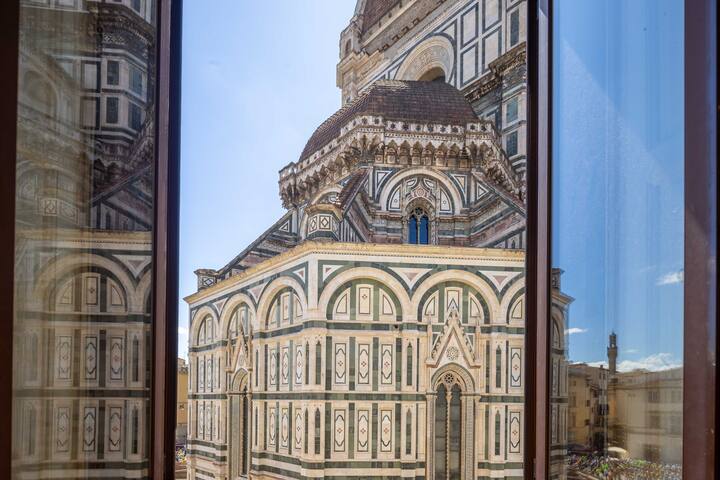 Duomo Royal 3 BDR 2BTH gallery image 5